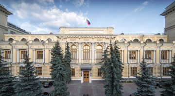 В ЦБ РФ признали, что в борьбе с мошенниками банки «перегнули палку» с блокировками счетов