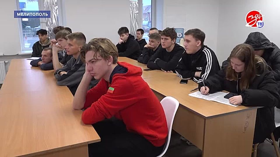 19 ноября в России отмечается День преподавателя высшей школы