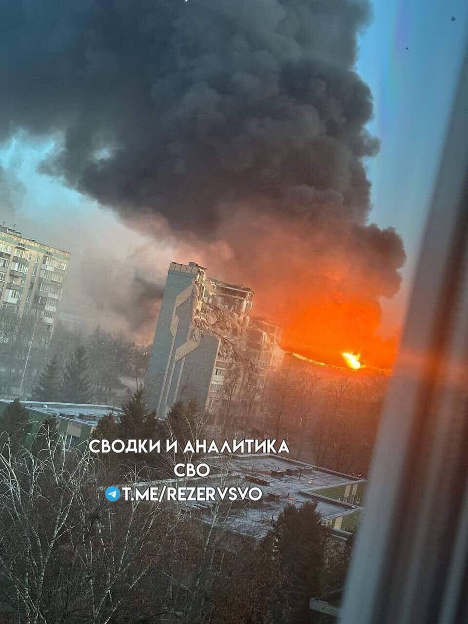 Массированный удар по 404-й начался ночью и продолжается по сей час Массированный удар по 404-й начался ночью и продолжается по сей час