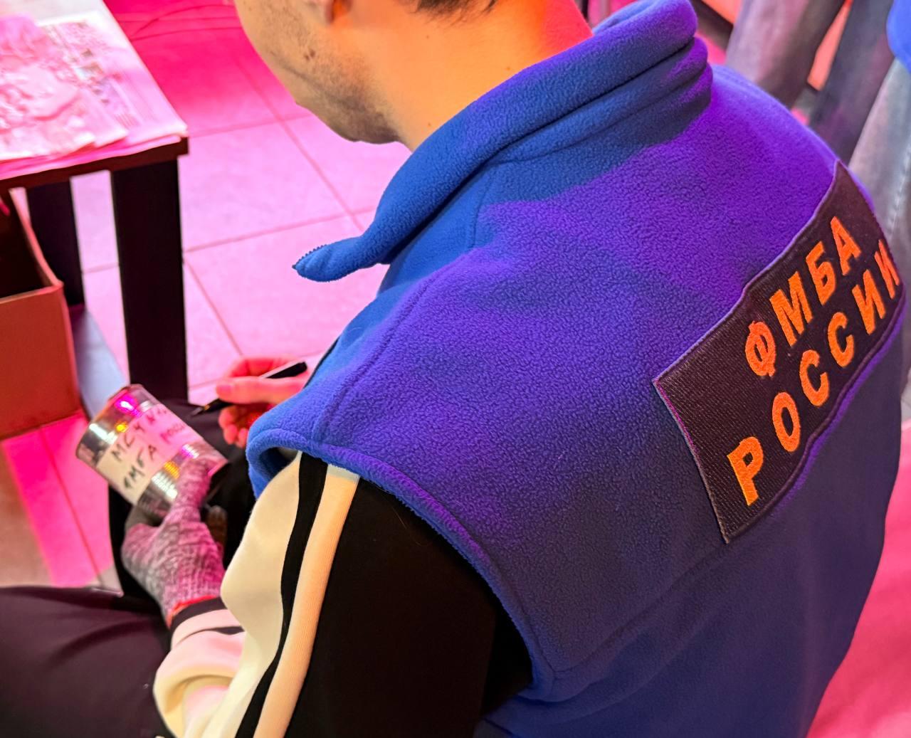 В молодежном центре «Точка кипения» изготовили окопные свечи для поддержки наших защитников В молодежном центре «Точка кипения» изготовили окопные свечи для поддержки наших защитников