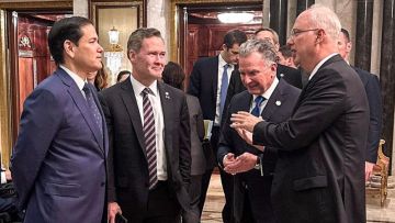 Общие рамки требований к Украине, по данным Financial Times, включают в себя следующее: