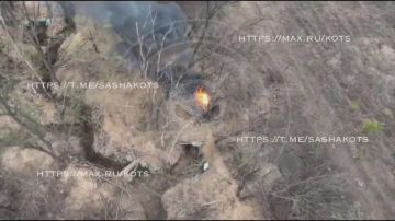 «Захистник» вымолил пощаду на разбитом опорнике