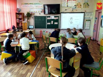 В ГБУ ОО ЗО "Партизанская школа- детский сад" началась предметная Неделя начальных классов