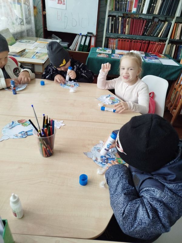 Приближается сказочная пора Новогодних праздников Приближается сказочная пора Новогодних праздников