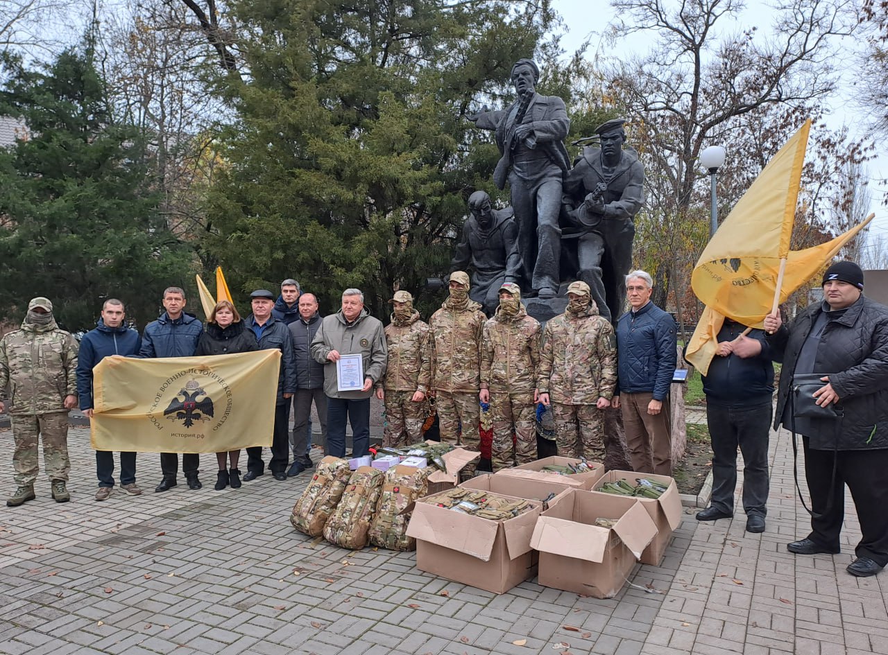 Военно-историческое общество передало для военных на линии боевого соприкосновения в Запорожской области партию аптечек