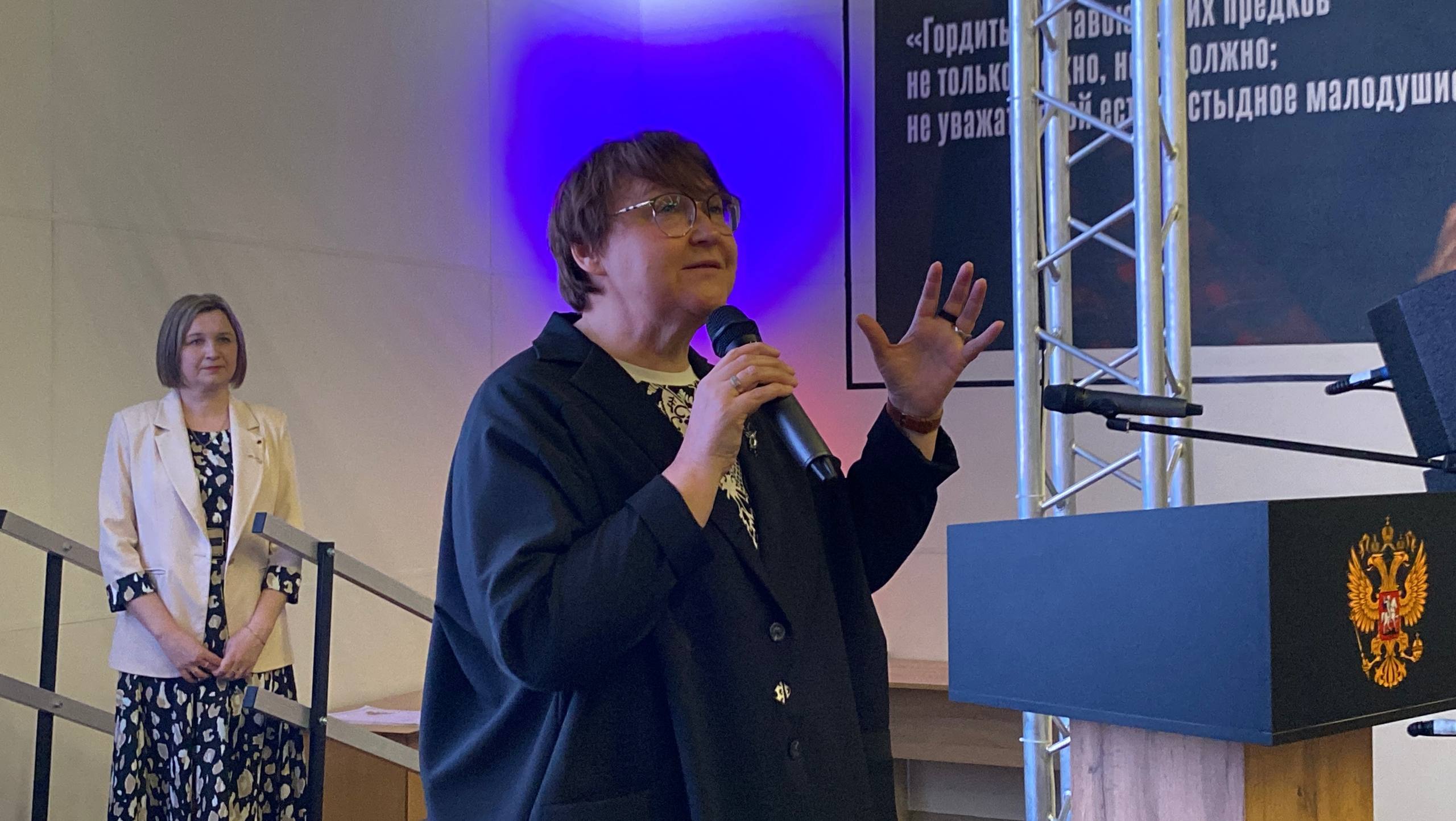 АО «Издательство Просвещение» — 95 лет в служении образованию АО «Издательство Просвещение» — 95 лет в служении образованию