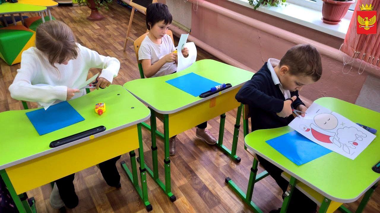 На этой неделе для ребят 2 класса ГБУ ОО ЗО "Партизанская школа-детский сад" прошло занятие нового трека "Орлёнок-Мастер" На этой неделе для ребят 2 класса ГБУ ОО ЗО "Партизанская школа-детский сад" прошло занятие нового трека "Орлёнок-Мастер"