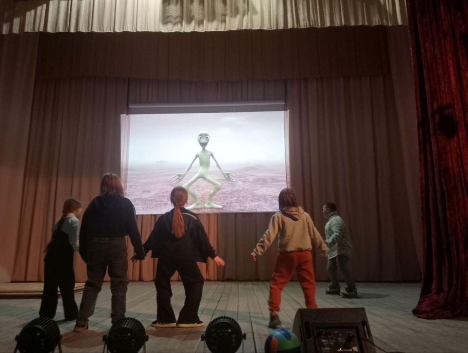 Во Владимировском СДК состоялась Развлекательная программа для детей младшего школьного возраста «Вместе весело танцевать», посвященная Дню ребенка Во Владимировском СДК состоялась Развлекательная программа для детей младшего школьного возраста «Вместе весело танцевать», посвященная Дню ребенка