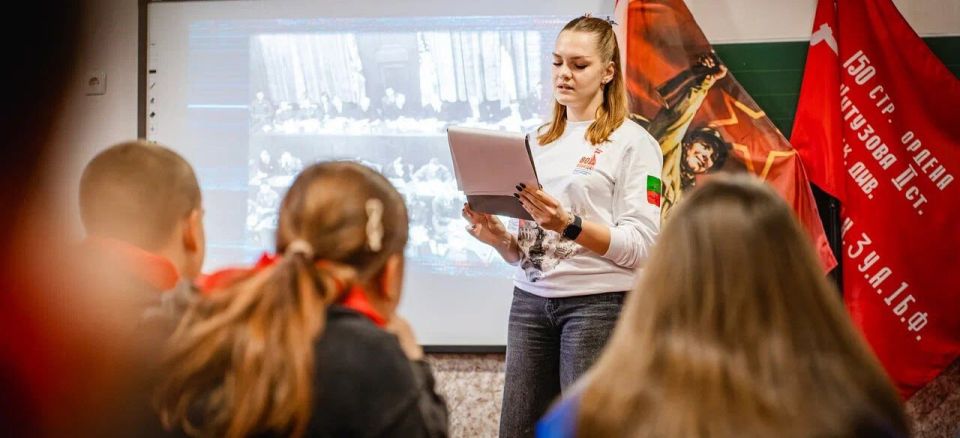 Активисты движения «Волонтеры Победы» провели в проминьевской школе №16 всероссийскую историческую игру «Последний трибунал»