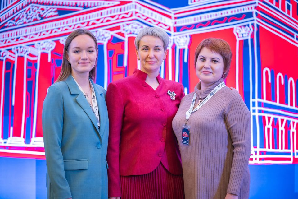 8–9 ноября в Донецке прошёл форум «Культура единства: креативные стратегии для Донбасса и Новороссии»