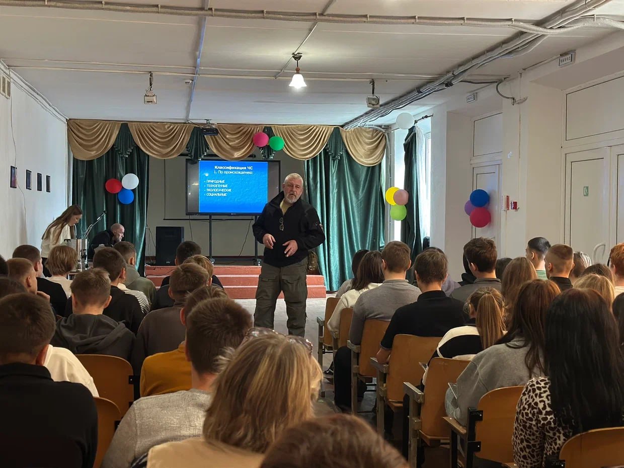 Интенсив по оказанию гуманитарной помощи прошел для учеников Черниговской школы