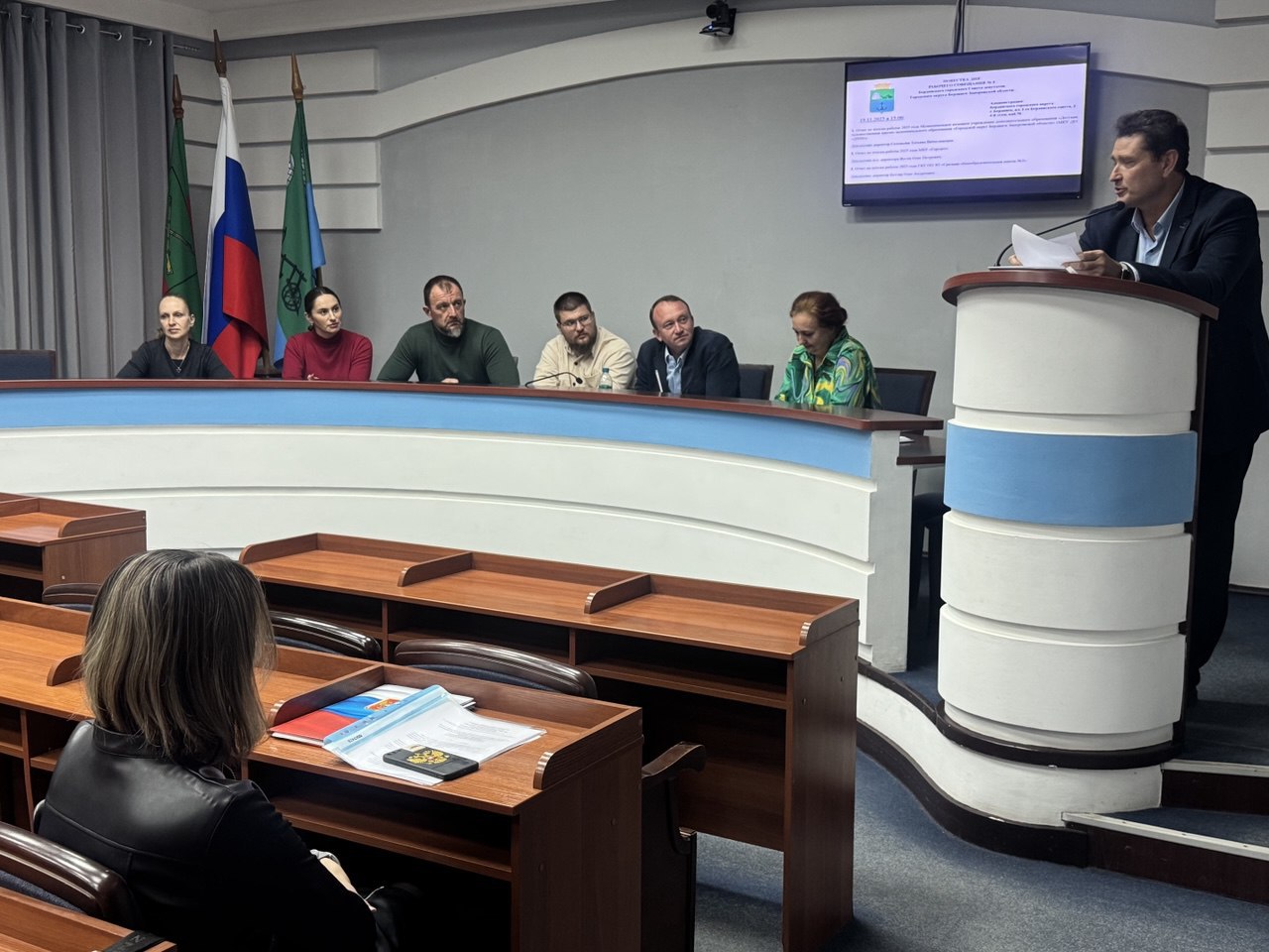 Депутаты заслушали отчет о работе "Горсвета", школы №3 и художественной школы Депутаты заслушали отчет о работе "Горсвета", школы №3 и художественной школы