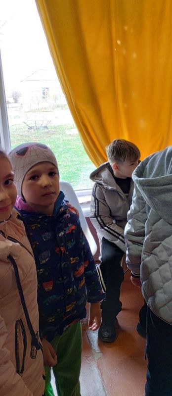 21 ноября в Георгиевской сельской библиотеке прошла книжная выставка "Самая полезная книга-Даля" 21 ноября в Георгиевской сельской библиотеке прошла книжная выставка "Самая полезная книга-Даля"