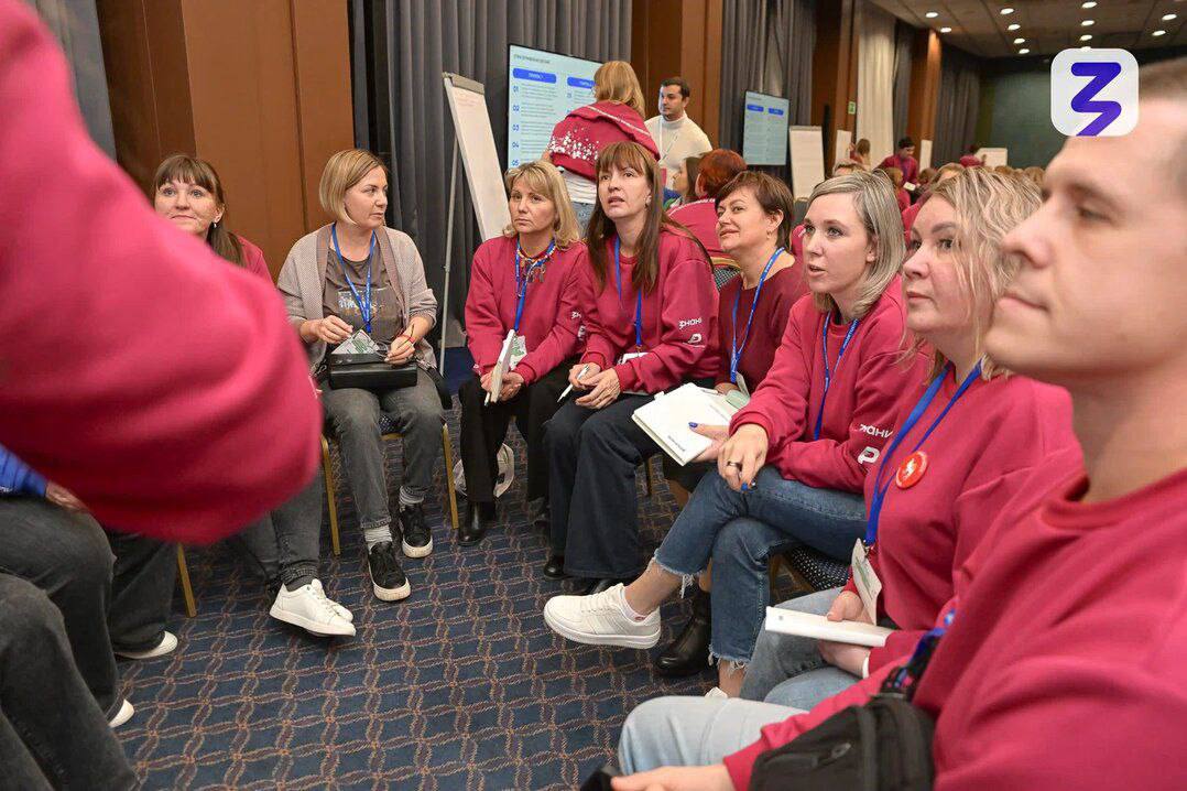 17-18 ноября в Москве прошел Первый Всероссийский съезд родительских комитетов, который объединил 600 участников из 89 регионов 17-18 ноября в Москве прошел Первый Всероссийский съезд родительских комитетов, который объединил 600 участников из 89 регионов