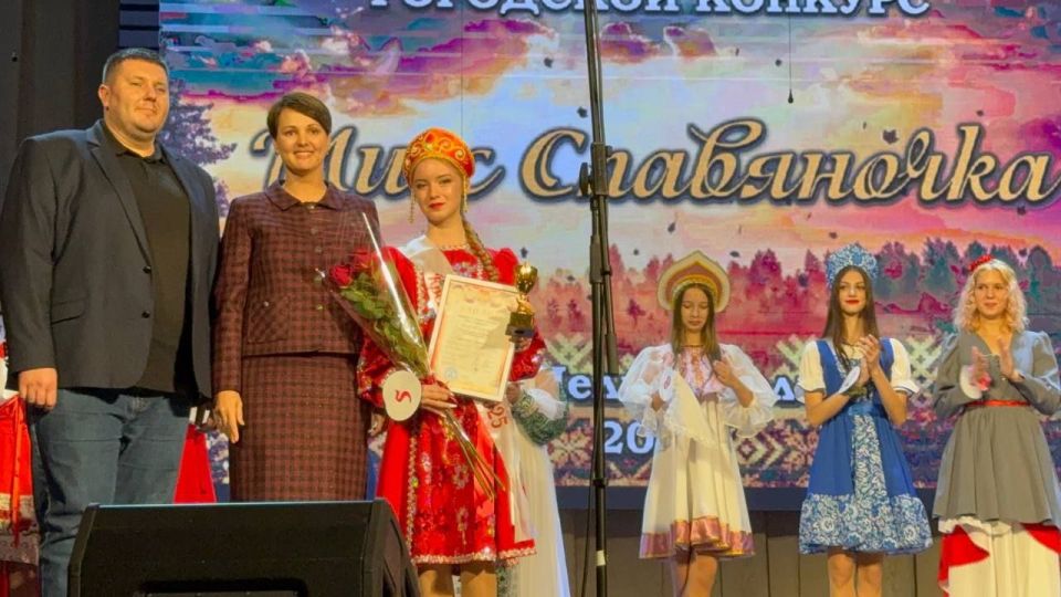 #знай_наших. Ученица Акимовской школы №27 Галина Чудиевич получила титул «Мисс Креативность»