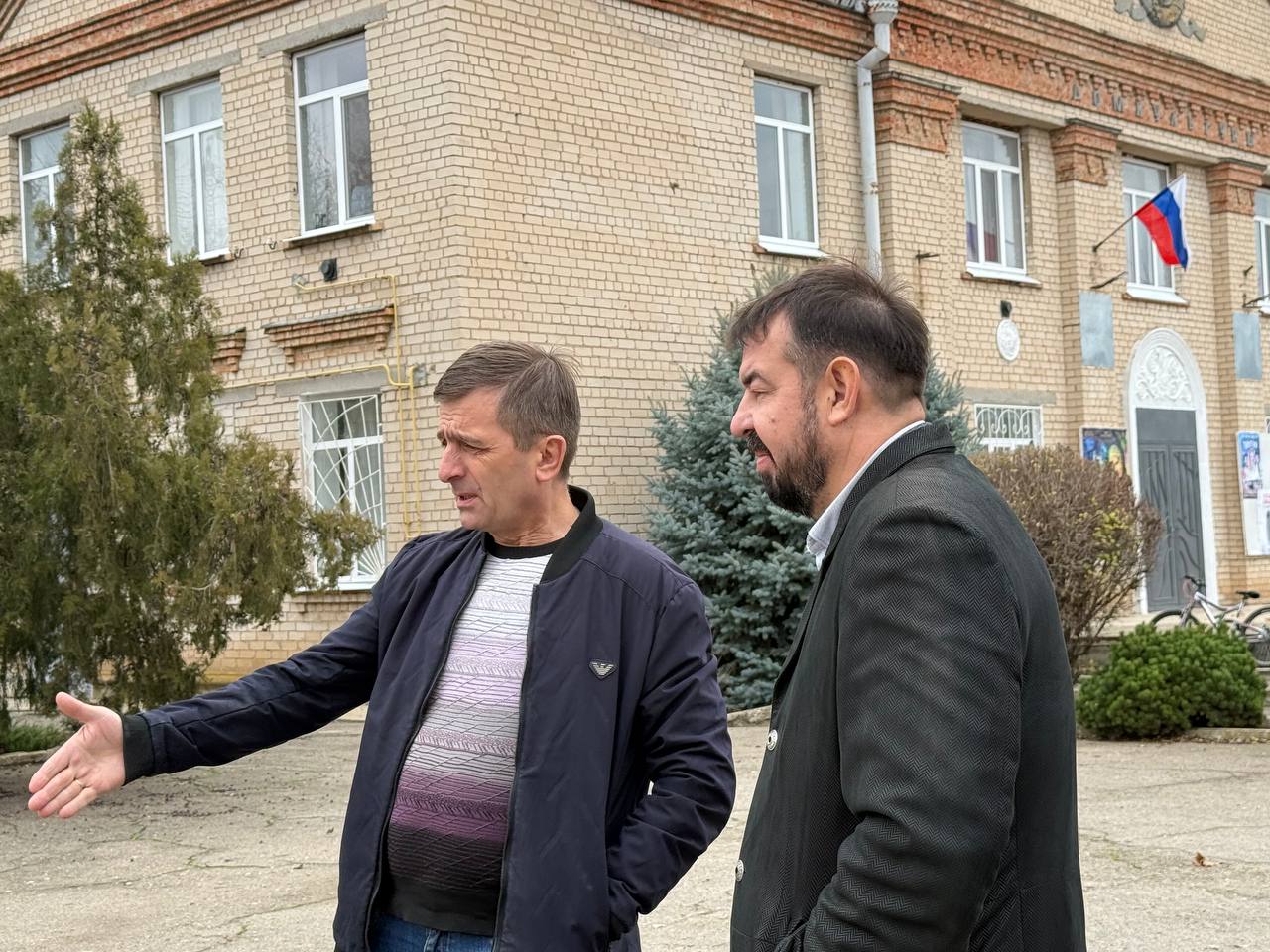 Обсуждена реконструкция площади Дома культуры в Новгородковке Обсуждена реконструкция площади Дома культуры в Новгородковке