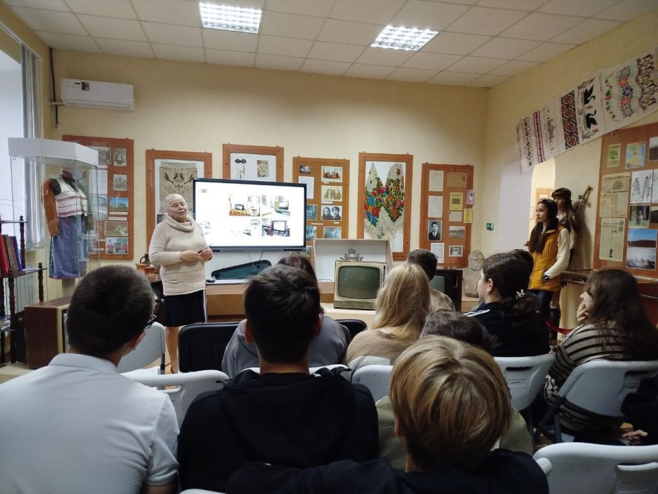 21 ноября в МБУ "Приазовский краеведческий музей" было проведено мероприятие, посвящённое Всемирному дню телевидения