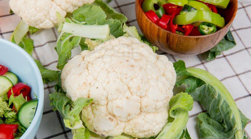 Зайкина радость. Эксперт объяснил, можно ли есть цветную капусту сырой и кому это вредно