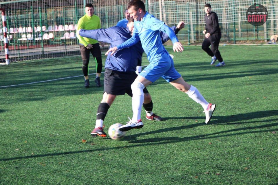 � ���������� ���������� ����� ����-���������� ���� 5�5, ����������� �������������� ���� � 80-����� ������ � ������� ������������� �����