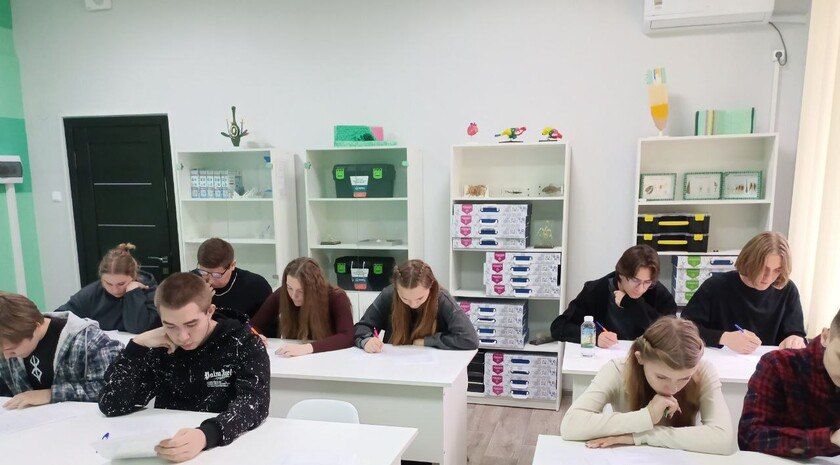 В АГПУ прошла студенческая олимпиада по биологии