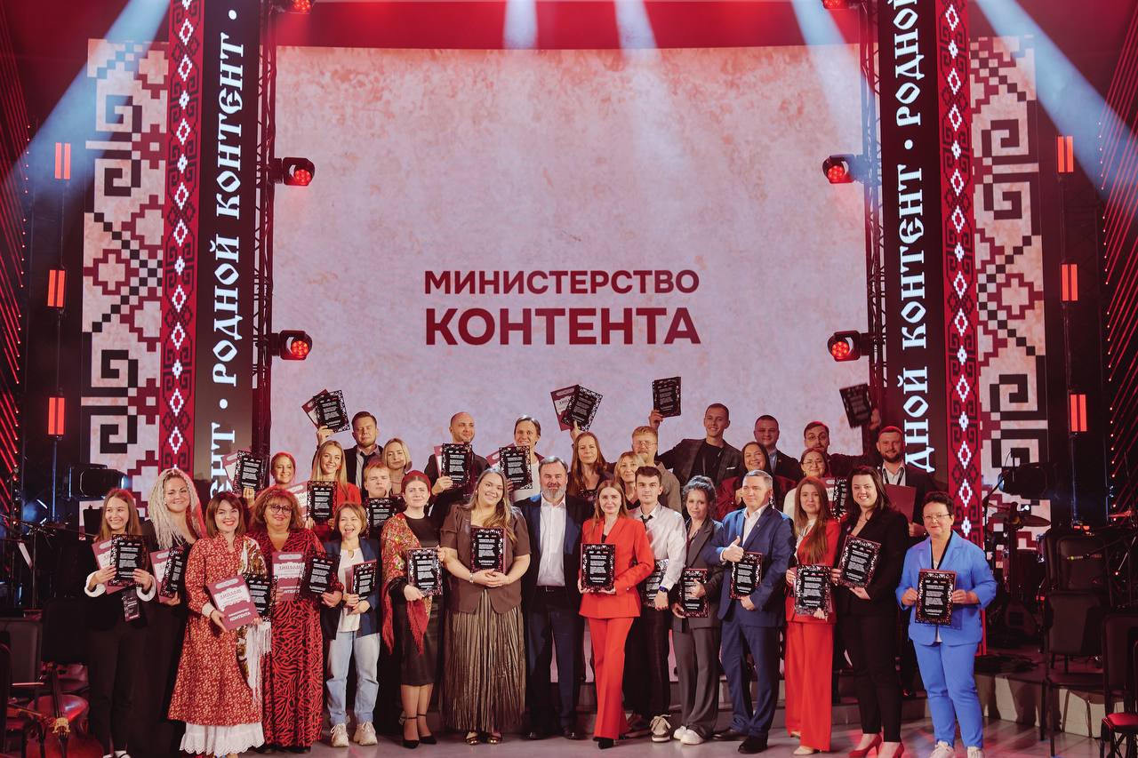 Пресс-секретарь Минздрава Запорожской области и член Союза журналистов Ирина Букреева стала победителем Всероссийского проекта «ТопБЛОГ»!