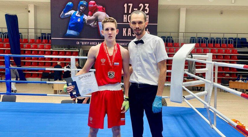 Боксер из Запорожской области завоевал бронзу на соревнованиях в Казани