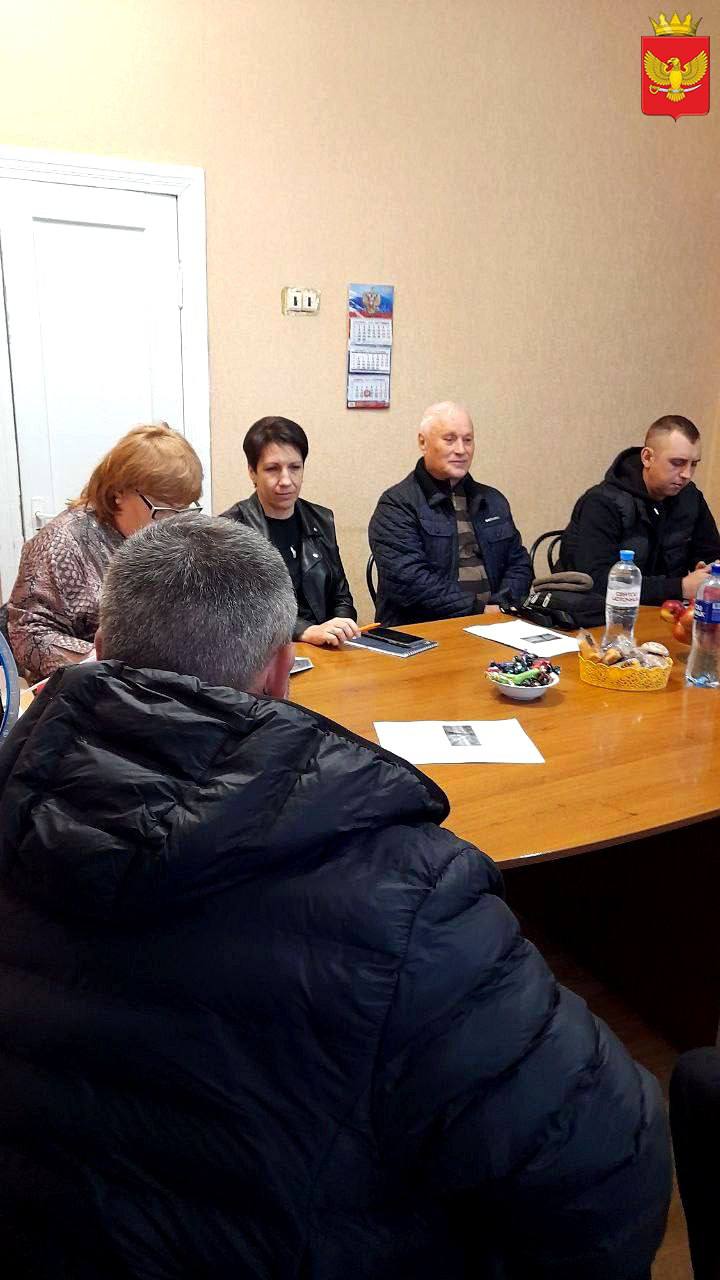 Представители отдела АПК и ПП совместно с сотрудниками отдела землеустройства администрации Приморского муниципалитета регулярно проводят совещания с аграриями округа, информируя их о нововведениях в законодательстве Представители отдела АПК и ПП совместно с сотрудниками отдела землеустройства администрации Приморского муниципалитета регулярно проводят совещания с аграриями округа, информируя их о нововведениях в законодательстве