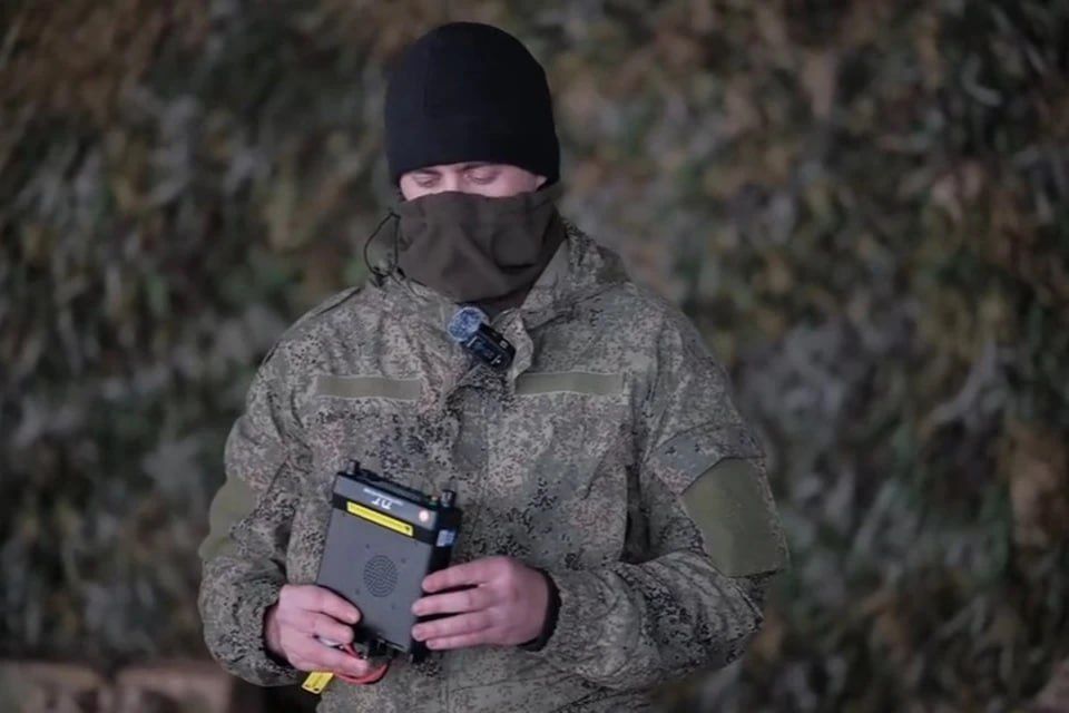 Тактические очки и рации получили бойцы в Запорожской области