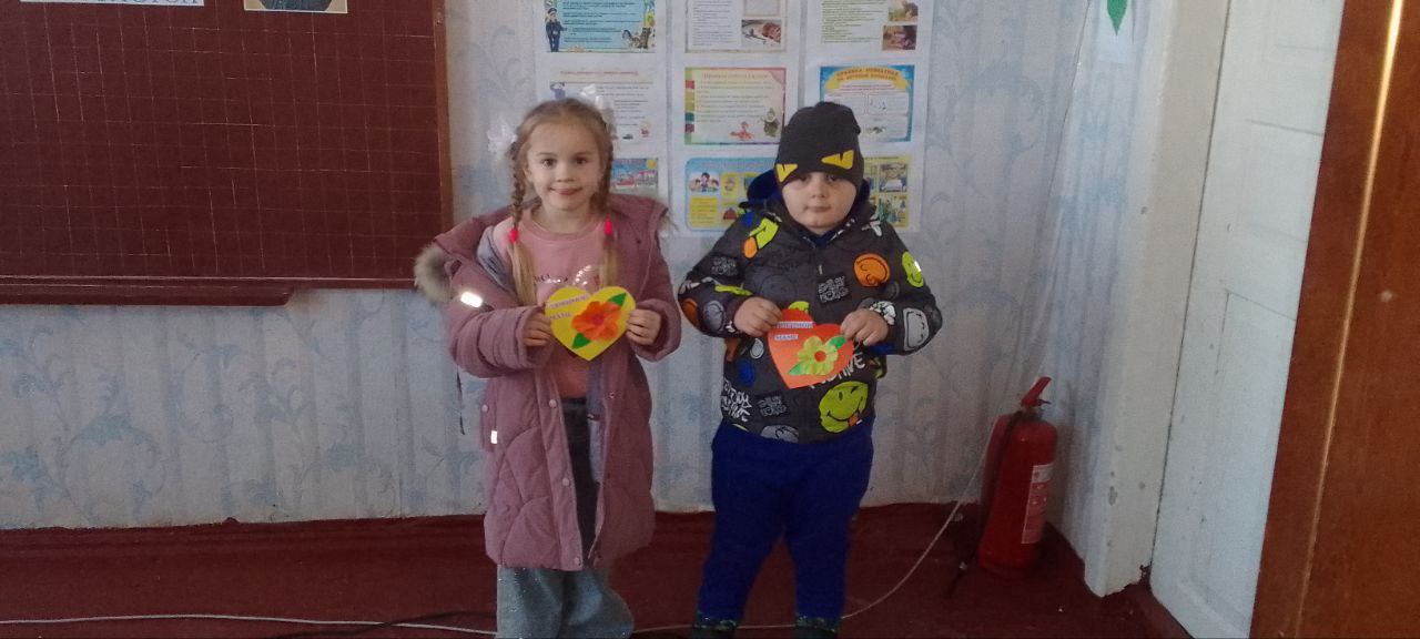 Приближается один из самых теплых и нежных праздников года – День матери Приближается один из самых теплых и нежных праздников года – День матери