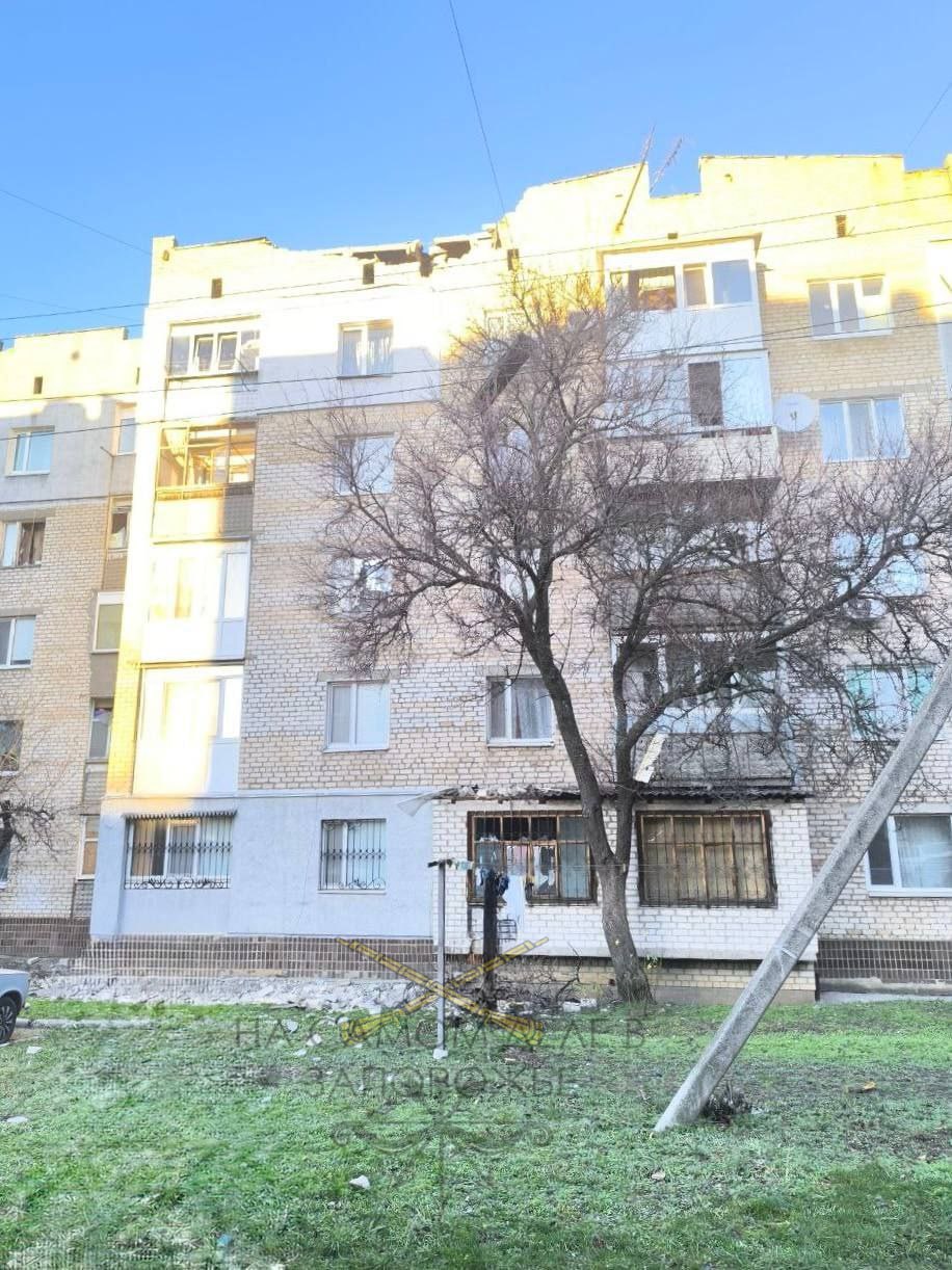 Боевики ВСУ ударили по жилому дому в Васильевке