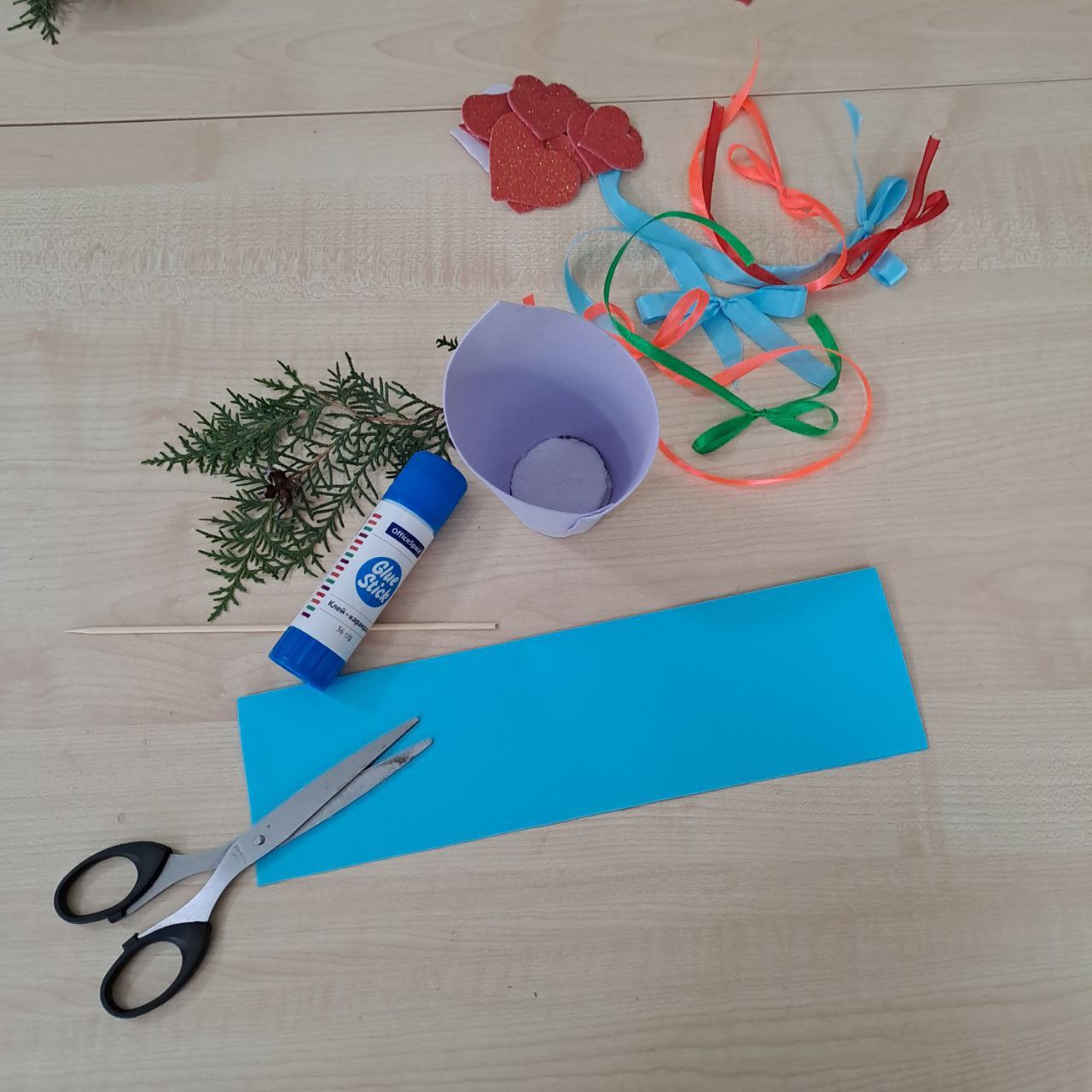 "БУКЕТ ДЛЯ МАМЫ". В последнее воскресенье ноября в России отмечается один из самых добрых и душевных праздников - День матери