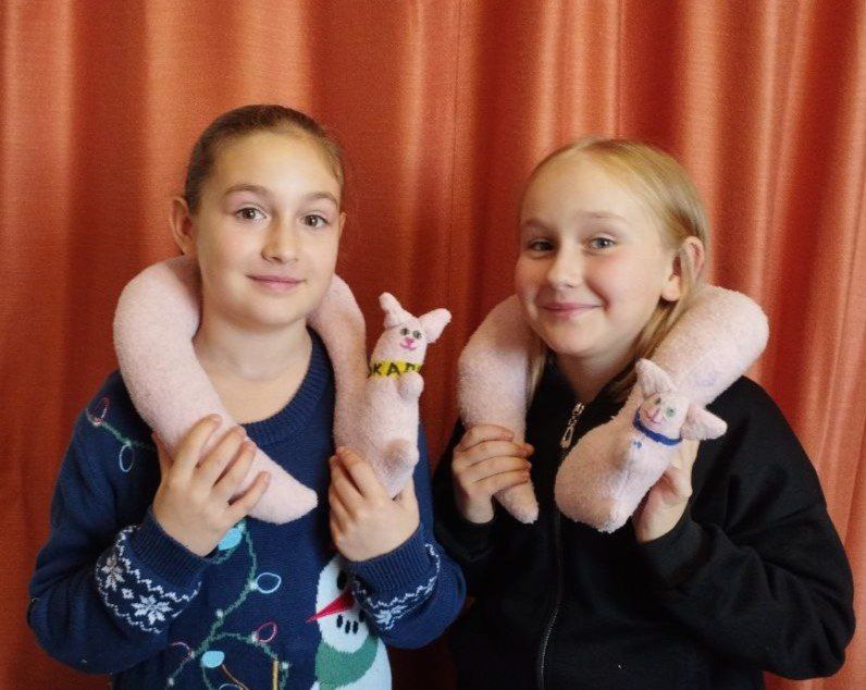 Наши руки не для скуки!. Вот и наши первые работы на швейной машинке