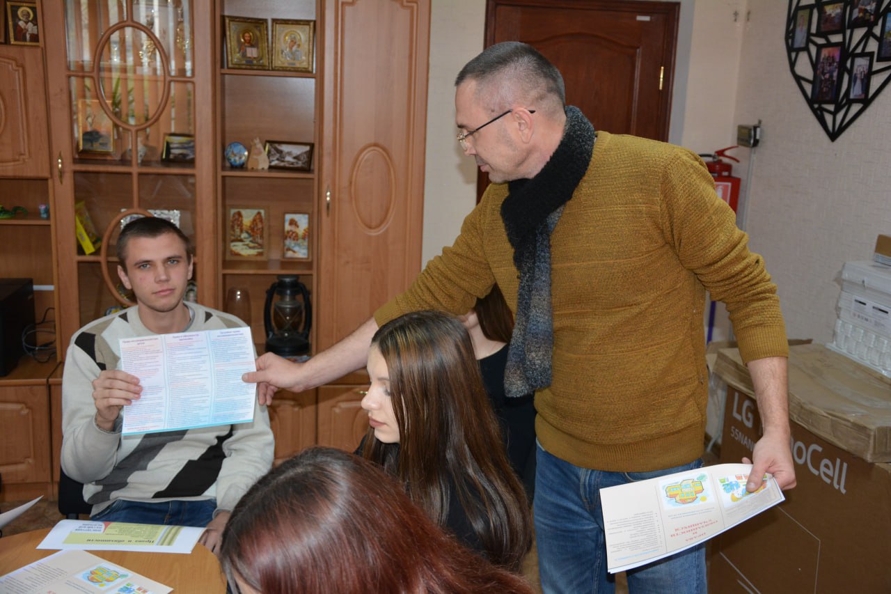 В Васильевском Доме Культуры прошёл особенный день, посвящённый Всероссийскому дню правовой помощи детям В Васильевском Доме Культуры прошёл особенный день, посвящённый Всероссийскому дню правовой помощи детям