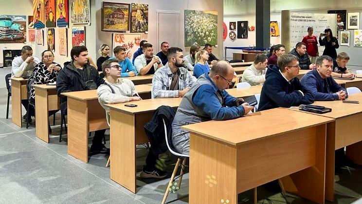 Григорий Прохватилов: Минцифры Запорожской области и РЦИТиС совместно с Межрегиональным управлением ФСТЭК России провели на площадке исторического мультимедийного парка «Россия – моя история» методическое собрание для... Григорий Прохватилов: Минцифры Запорожской области и РЦИТиС совместно с Межрегиональным управлением ФСТЭК России провели на площадке исторического мультимедийного парка «Россия – моя история» методическое собрание для...