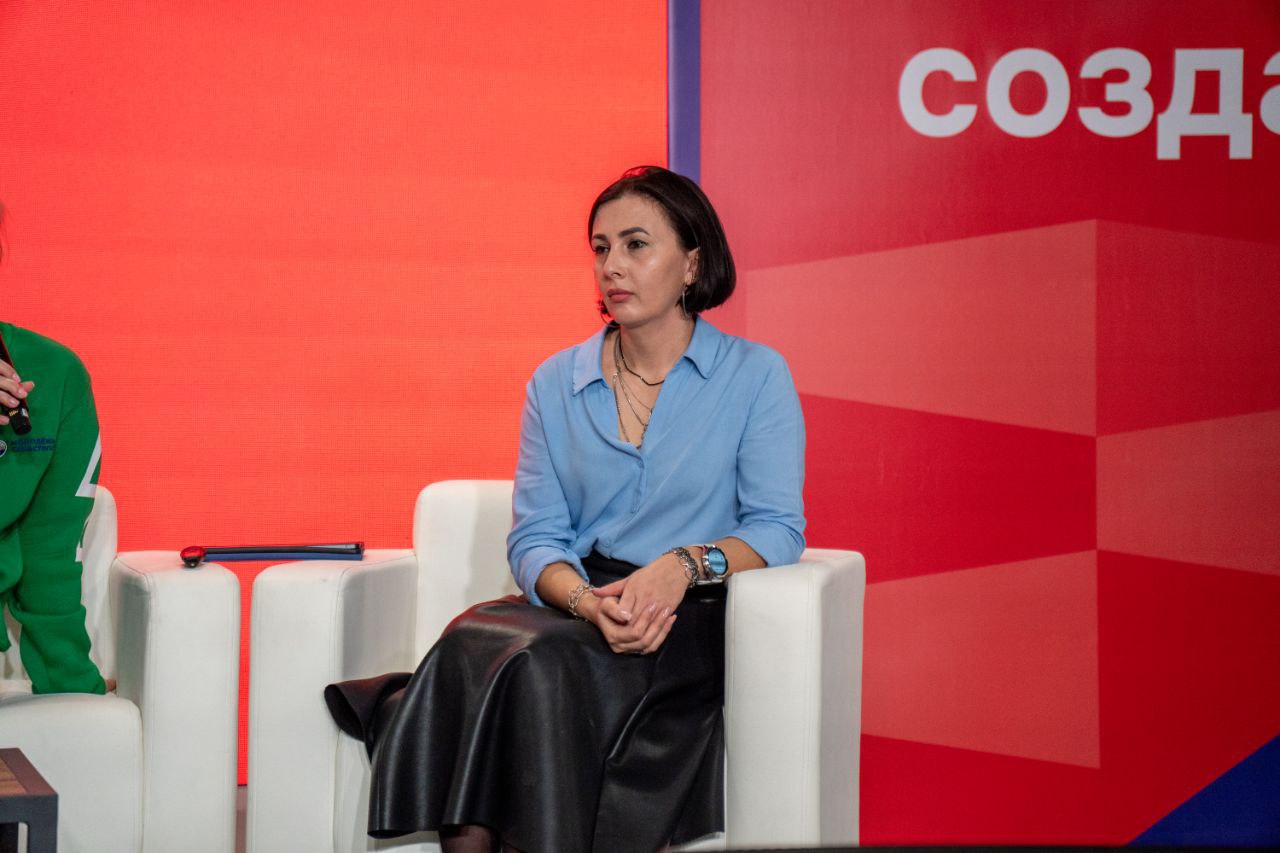 Диалог, рождающий идеи. В Центре созидания «Маяк» в рамках проектной сессии «Первый грант» прошла интерактивная дискуссия «Государственная молодёжная политика: вызовы и современные технологии работы с молодёжью» Диалог, рождающий идеи. В Центре созидания «Маяк» в рамках проектной сессии «Первый грант» прошла интерактивная дискуссия «Государственная молодёжная политика: вызовы и современные технологии работы с молодёжью»