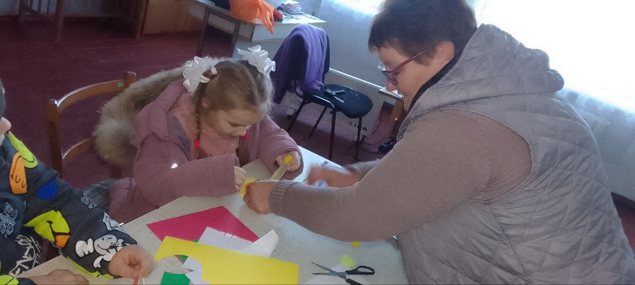 Приближается один из самых теплых и нежных праздников года – День матери Приближается один из самых теплых и нежных праздников года – День матери