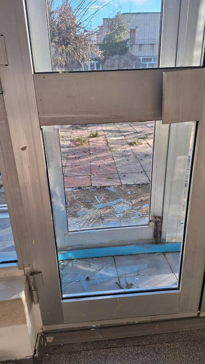 Боевики ВСУ обстреляли центр детско-юношеского творчества в Энергодаре