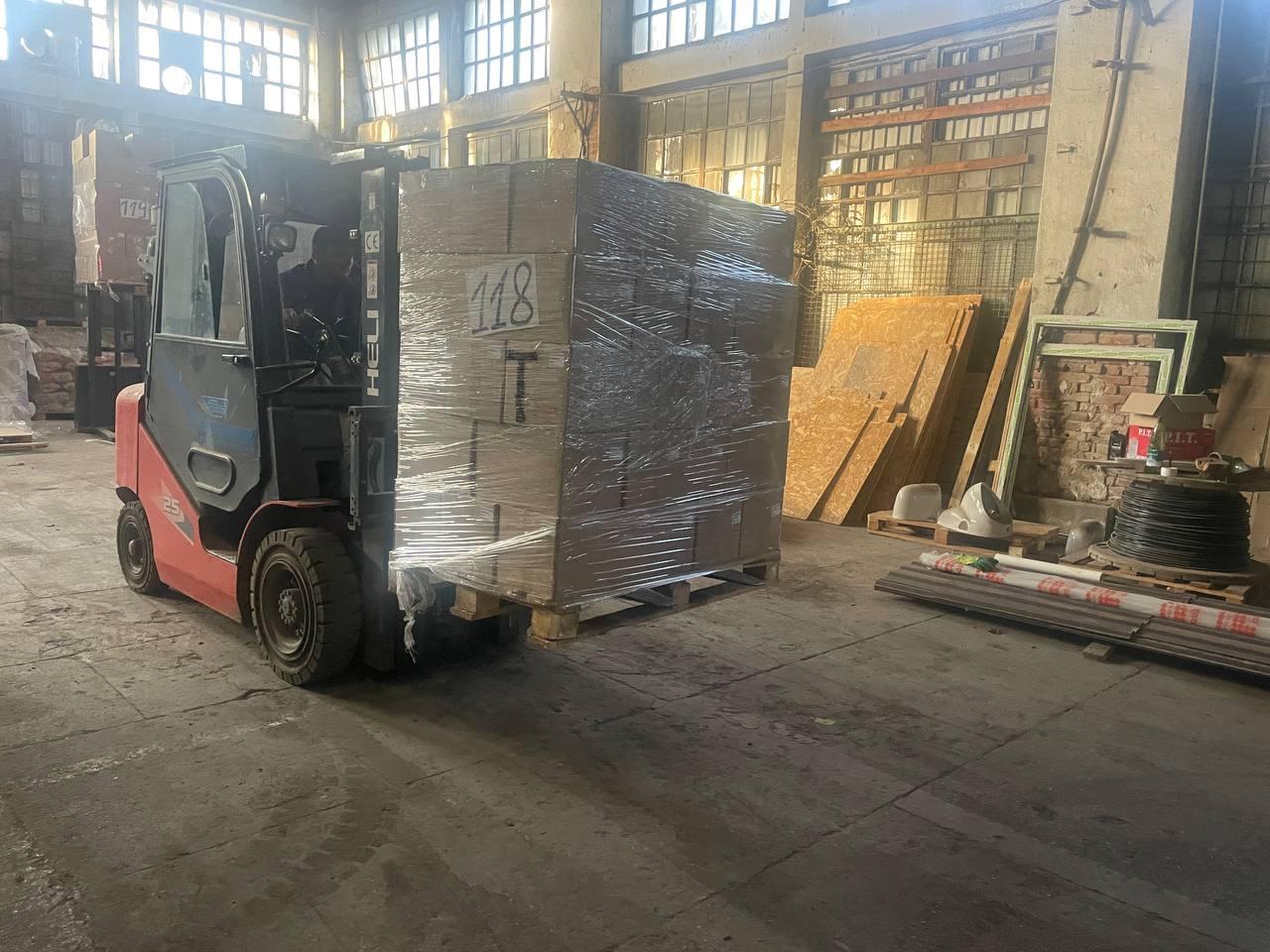 Пензенцы доставили в Пологи детские новогодние подарки Пензенцы доставили в Пологи детские новогодние подарки