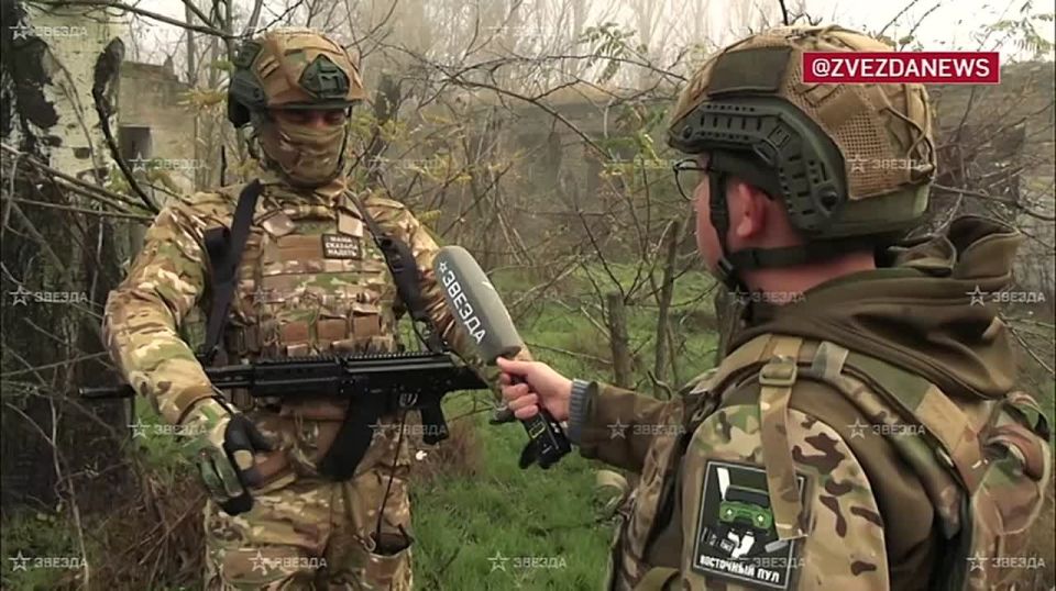 Бойцы показали видео, которое сняли по дороге к Затишью в Запорожской области — взрываются мины и атакуют дроны