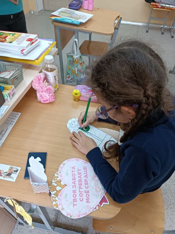 В последнее воскресенье ноября отмечается День Матери В последнее воскресенье ноября отмечается День Матери