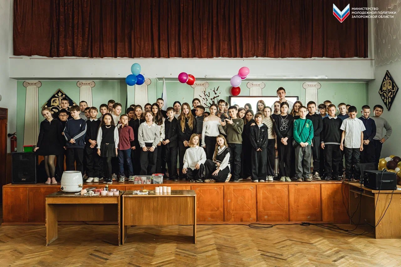 Экопросвещение школьников. Активисты регионального движения «Экосистема» в рамках реализации проекта «Экомышление», поддержанного Фондом президентских грантов, посетили Весёловскую общеобразовательную школу № 44 и провели... Экопросвещение школьников. Активисты регионального движения «Экосистема» в рамках реализации проекта «Экомышление», поддержанного Фондом президентских грантов, посетили Весёловскую общеобразовательную школу № 44 и провели...