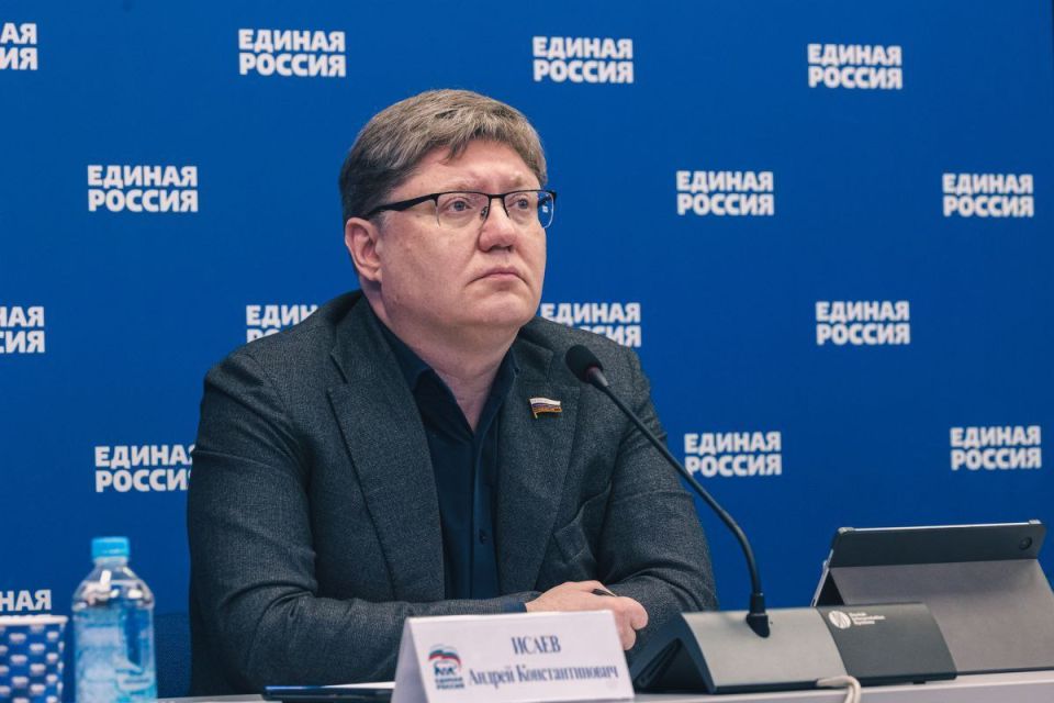 Заместитель руководителя фракции «Единой России» в бюджетных рекомендациях определил приоритеты дополнительного финансирования сельских территорий и социальной сферы