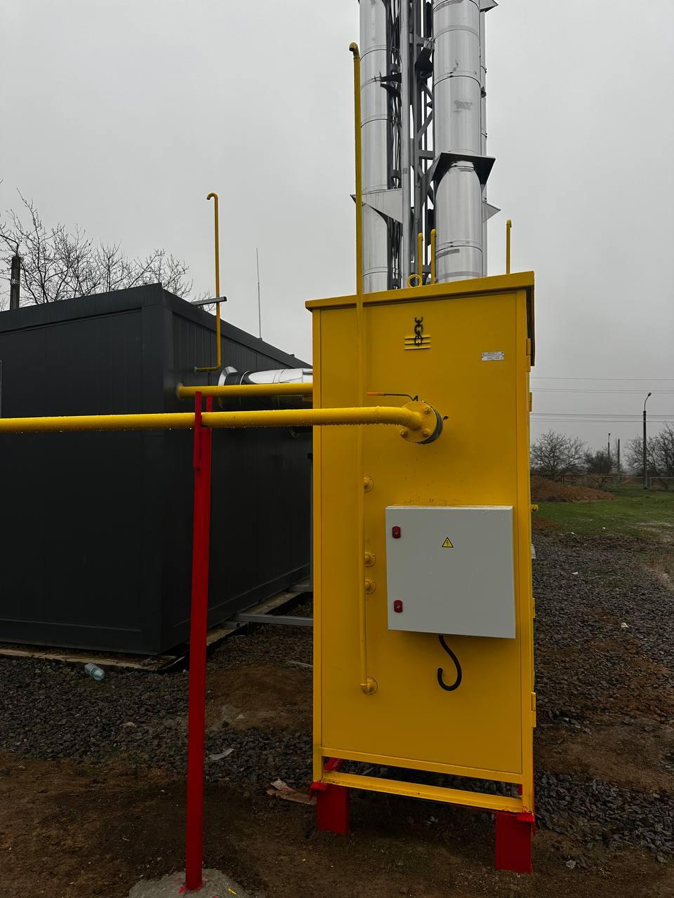 В Новониколаевке севастопольские шефы установили газорегуляторный пункт к новой котельной В Новониколаевке севастопольские шефы установили газорегуляторный пункт к новой котельной