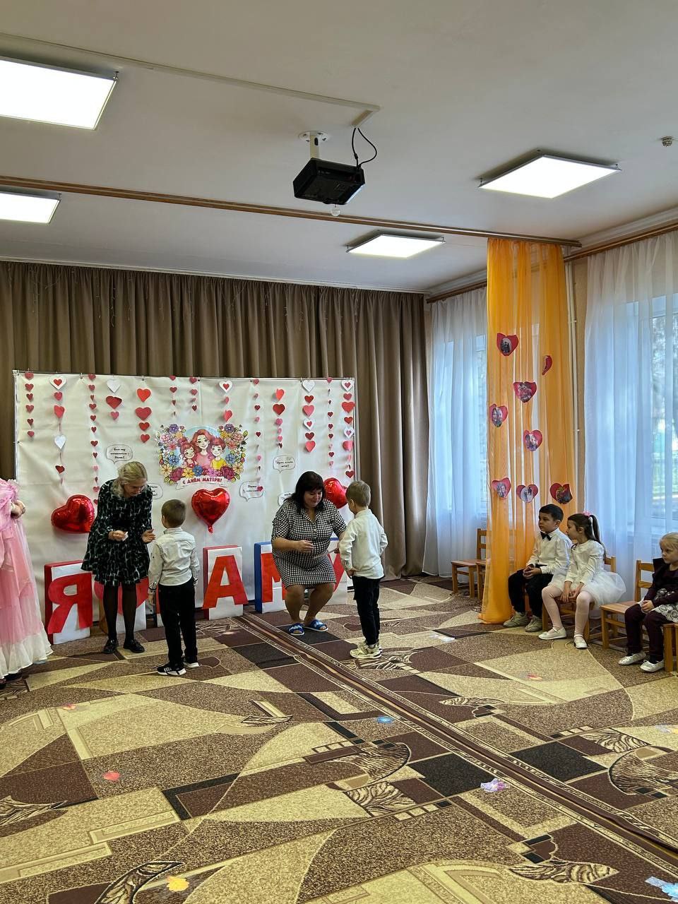 В Тимошевском детском саду отметили День Матери В Тимошевском детском саду отметили День Матери