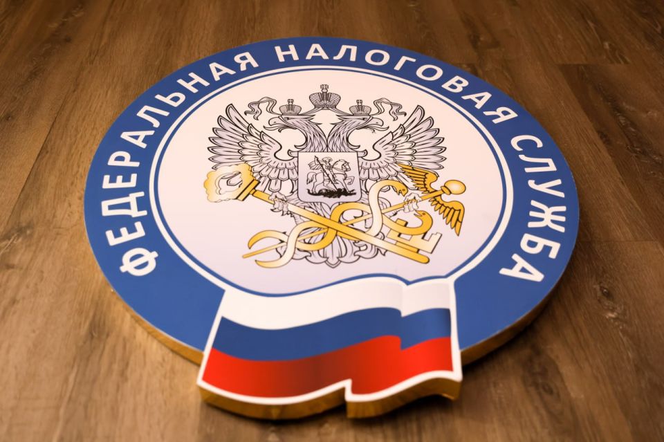 Глава Крыма Сергей Аксёнов отметил благодарностями сотрудников Федеральной налоговой службы Глава Крыма Сергей Аксёнов отметил благодарностями сотрудников Федеральной налоговой службы