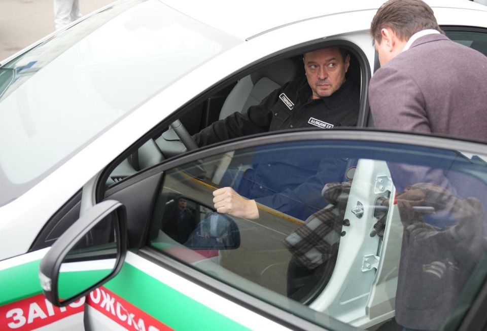 Евгений Балицкий: Между Запорожской областью и ООО «Мелитополь-Лада» заключен меморандум о сотрудничестве, который предусматривает взаимовыгодное сотрудничество с Правительством Запорожской области по развитию автомобильного... Евгений Балицкий: Между Запорожской областью и ООО «Мелитополь-Лада» заключен меморандум о сотрудничестве, который предусматривает взаимовыгодное сотрудничество с Правительством Запорожской области по развитию автомобильного...