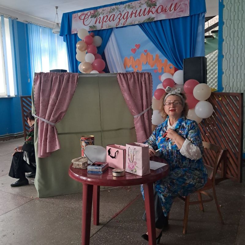 Любовь и забота, тепло и нежность, поддержка и терпение, добро и прощение - все эти слова у нас ассоциируются с мамой! И праздничный концерт "Мамино сердце" в Степановском Первом СДК был пронизан любовью, теплом и нежностью... Любовь и забота, тепло и нежность, поддержка и терпение, добро и прощение - все эти слова у нас ассоциируются с мамой! И праздничный концерт "Мамино сердце" в Степановском Первом СДК был пронизан любовью, теплом и нежностью...