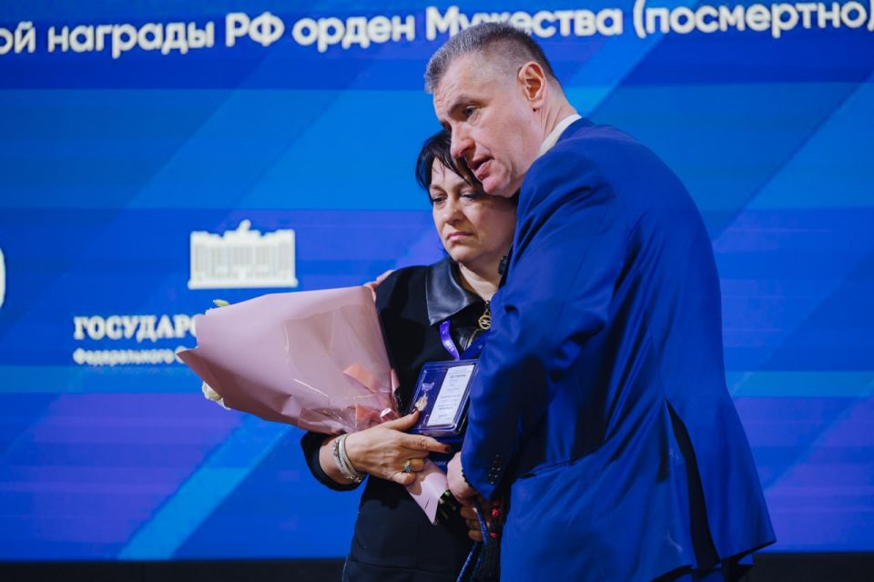 Депутат Заксобрания Запорожской области Кирилл Перов отметил важность учреждения медали «Мать солдата» и поддержки семей защитников Депутат Заксобрания Запорожской области Кирилл Перов отметил важность учреждения медали «Мать солдата» и поддержки семей защитников