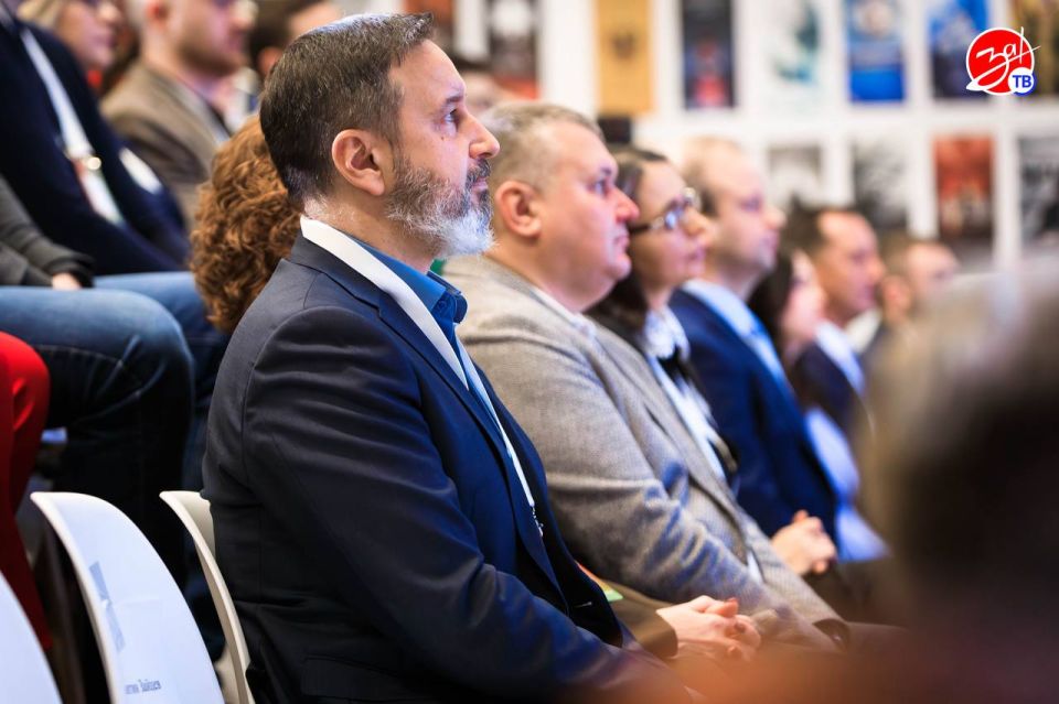 Бизнес-форум «Запорожская область — регион возможностей» — площадка, объединившая в Мелитополе сотни участников Бизнес-форум «Запорожская область — регион возможностей» — площадка, объединившая в Мелитополе сотни участников