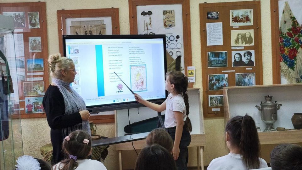 В 1998 году Госдума официально утвердила День матери В 1998 году Госдума официально утвердила День матери